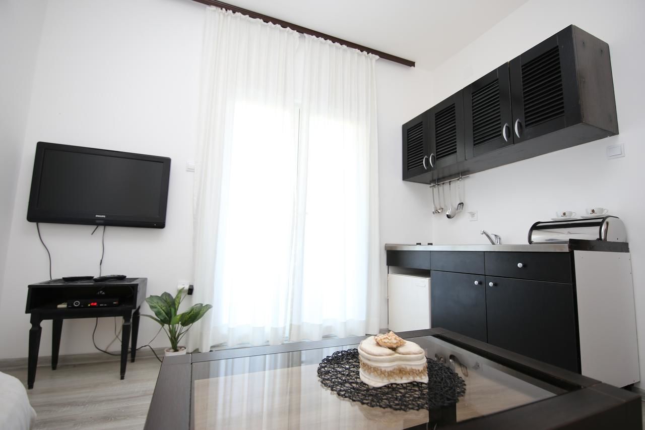 Апартаменты Apartments Aria Midžorove Kuće